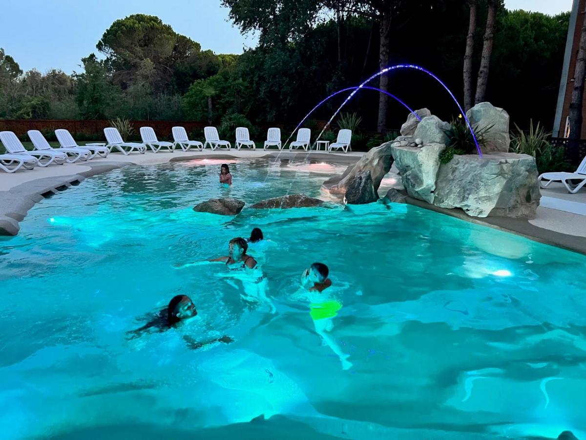 Bosco Canoro Bibione Resort Exterior foto