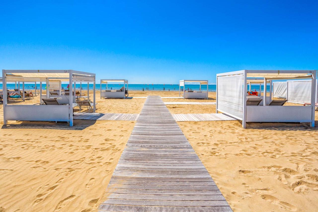 Bosco Canoro Bibione Resort Exterior foto