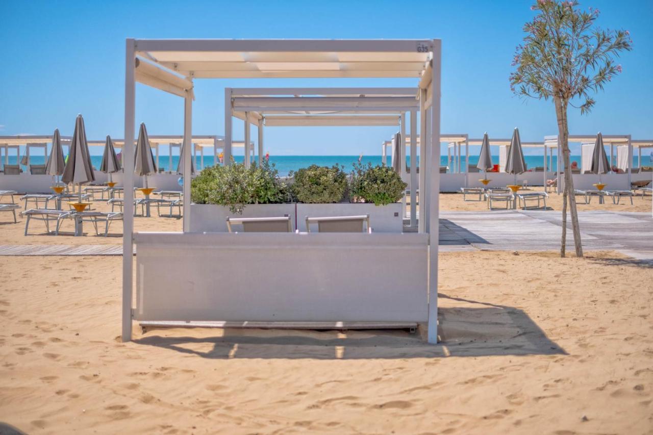 Bosco Canoro Bibione Resort Exterior foto